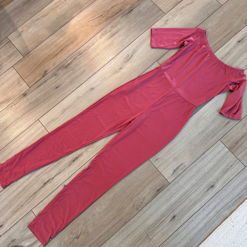Off shoulder Red Long Sleeve Stretchy Jumpsuit